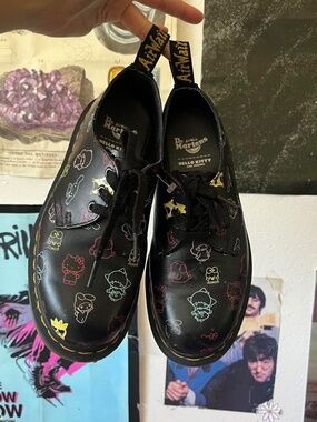 🎀 Dr. Martens 1461 x Hello Kitty And Friends Shoes 🎀